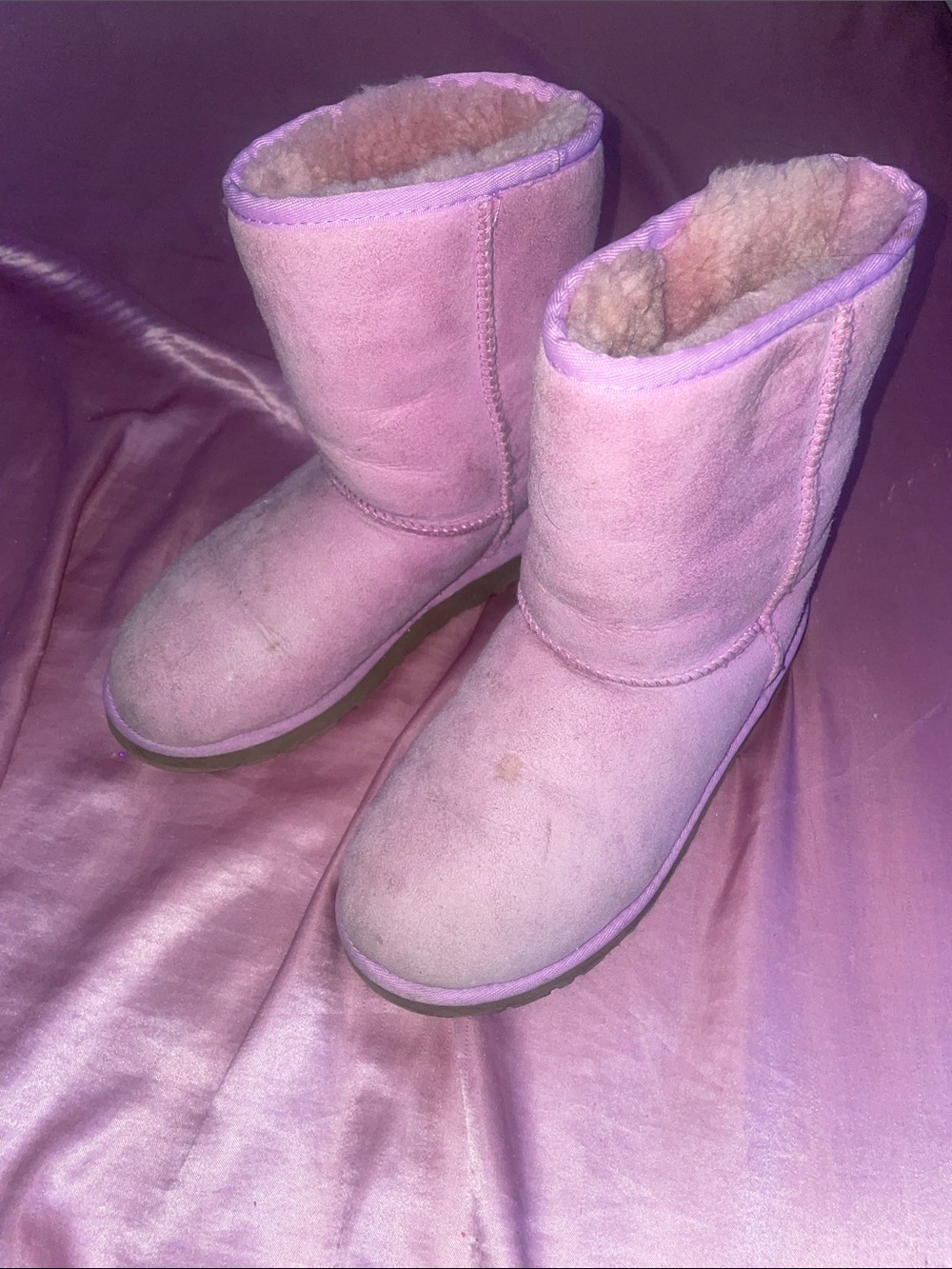 Pink Ugg Boots 🩷